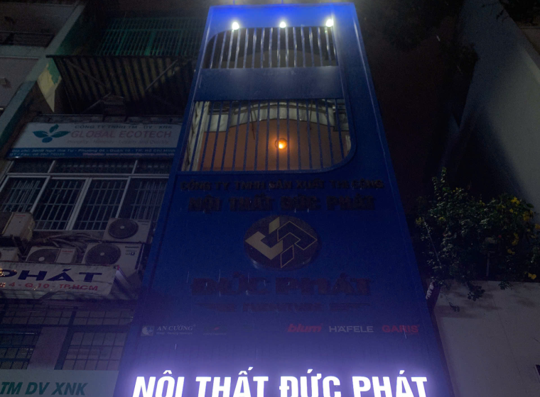 Hoàn thiện bảng hiệu cho công ty nội thất đức phát