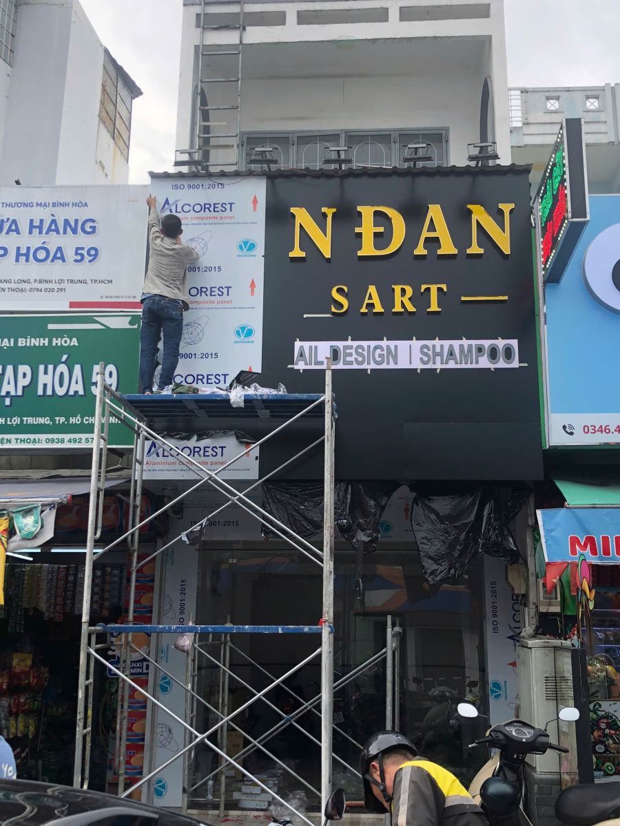 hộp đèn nail